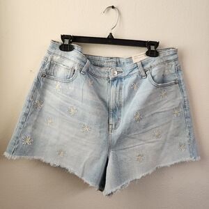American Eagle Daisy Embroidered Mom Jean Shorts Frayed Comfort Stretch Blue NWT